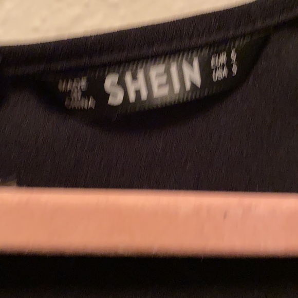 Black - Picture 2 of 5